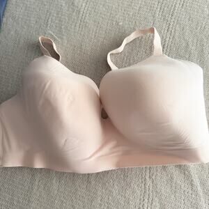 Soma Ivory Nude Enbliss Wireless Bra Size 42DD
